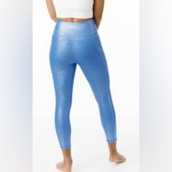 Zyia Blue Mermaid Light N Tight Pocket Capri Size 6-8 - Picture 2 of 11